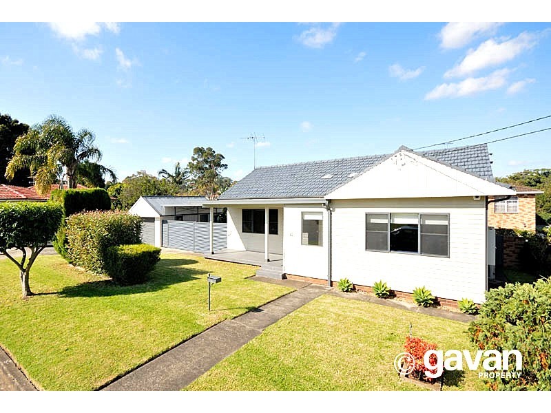 15 Angus Avenue, Peakhurst NSW 2210