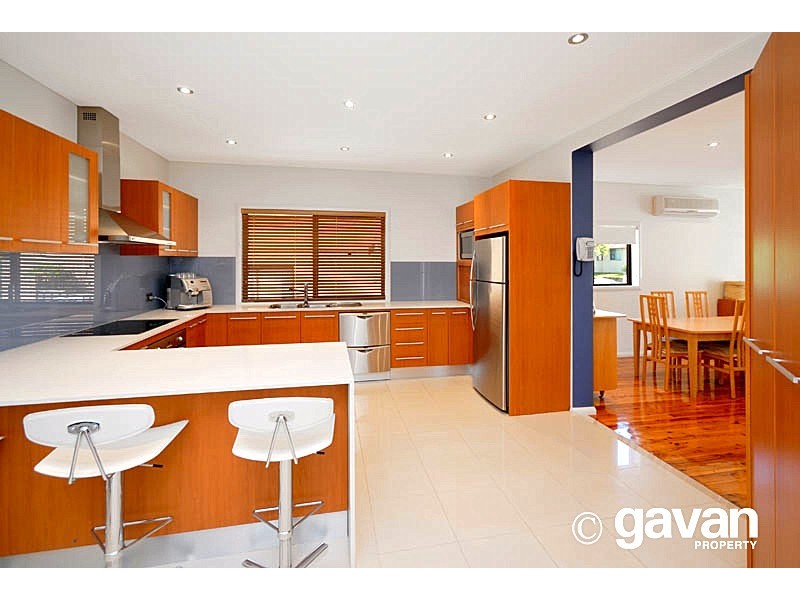 15 Angus Avenue, Peakhurst NSW 2210