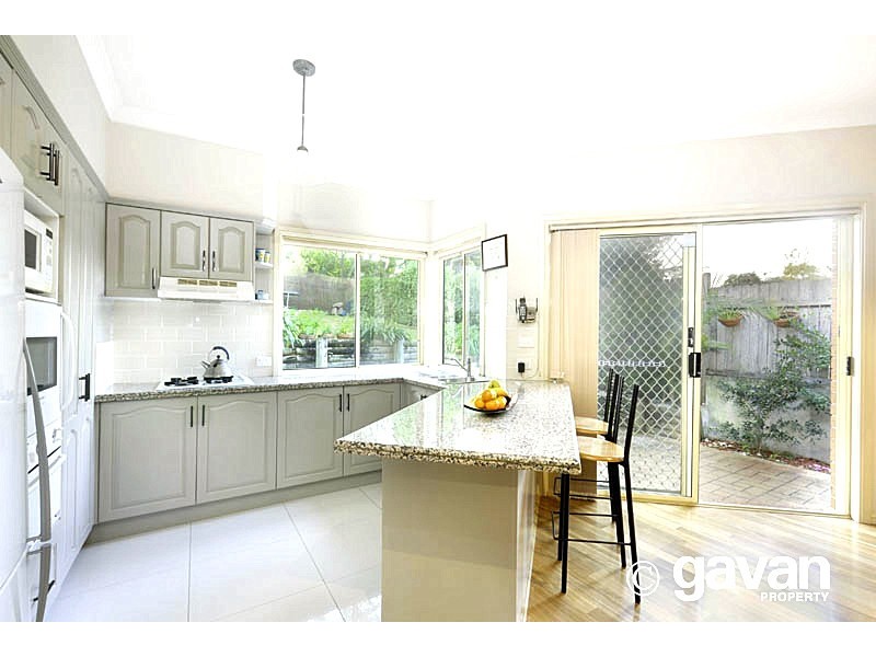 7b Carrington Ave, Mortdale NSW 2223