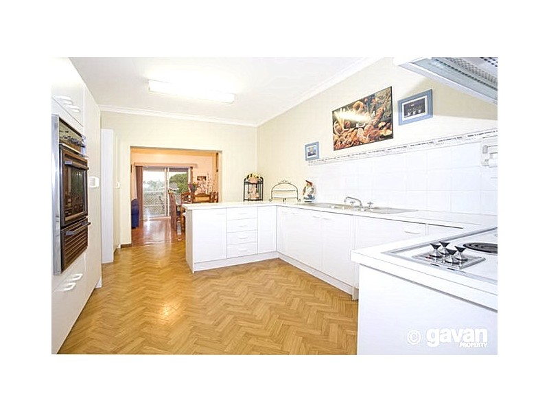 7 Paris St, Carlton NSW 2218