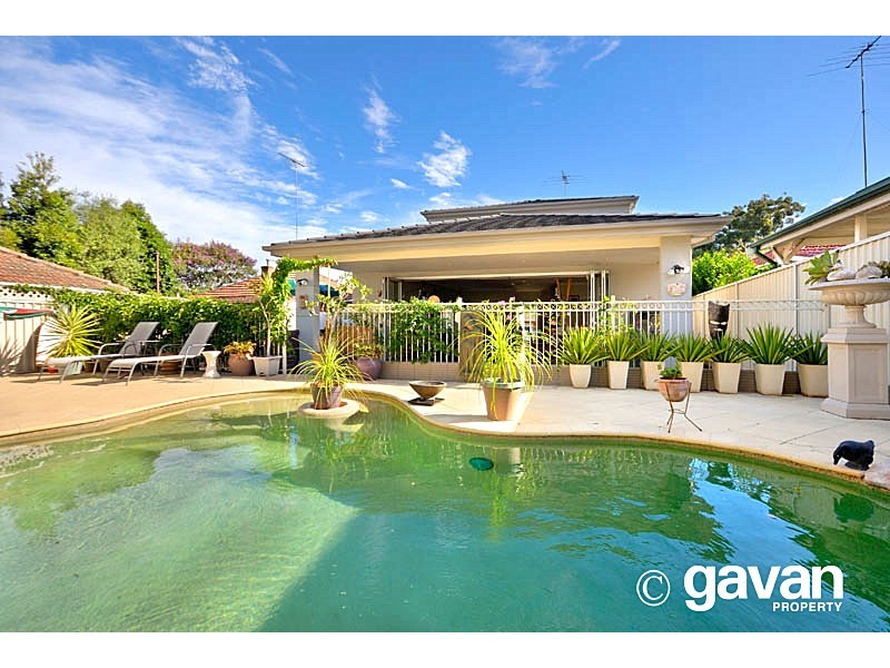 3 Riversdale Ave, Connells Point NSW 2221