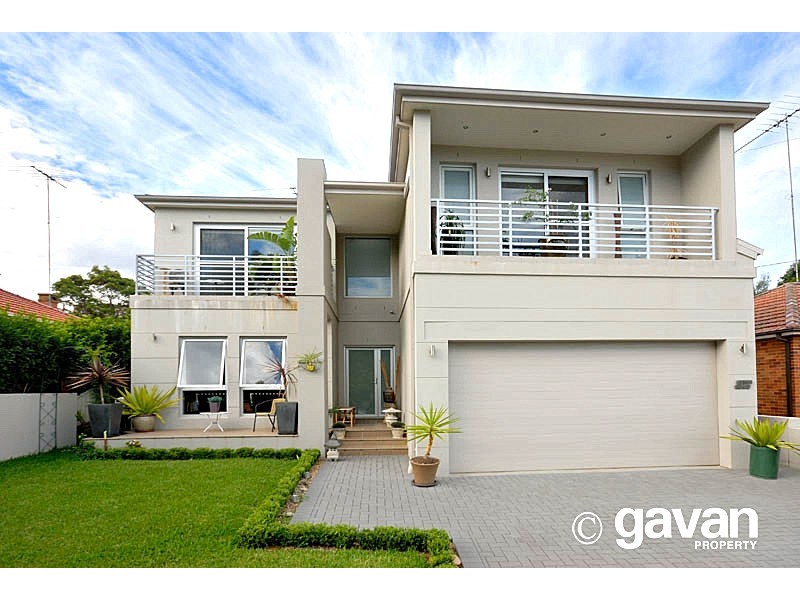 3 Riversdale Ave, Connells Point NSW 2221