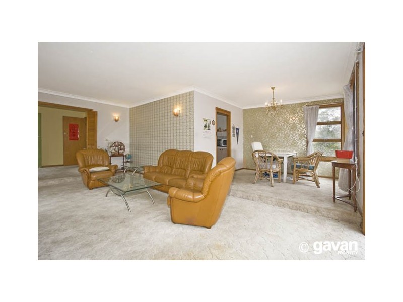 1 Pine Street, Lugarno NSW 2210