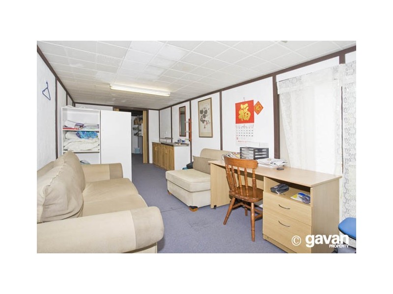 1 Pine Street, Lugarno NSW 2210
