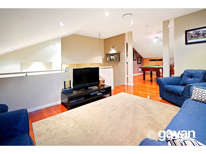 10 Illinga Place, Lugarno NSW 2210