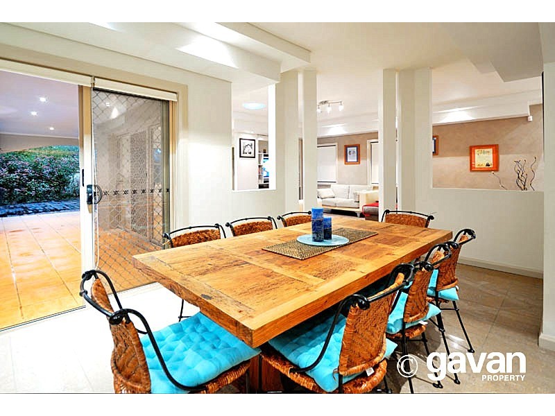 10 Illinga Place, Lugarno NSW 2210