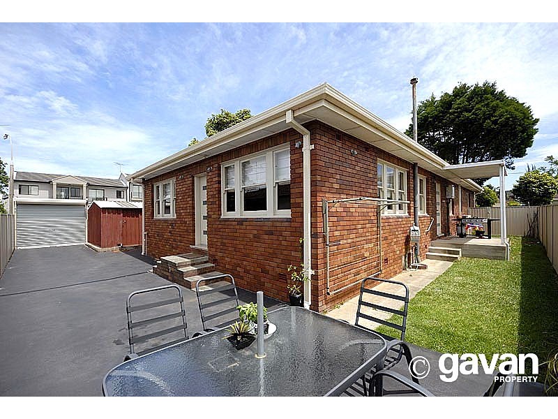 30 Regent Street, Bexley NSW 2207