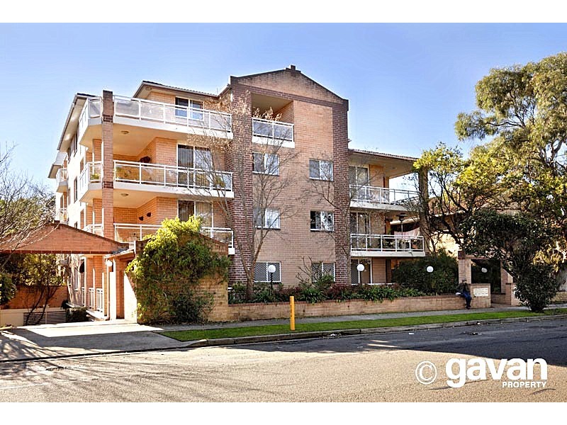 8/4 Ocean Street, Penshurst NSW 2222