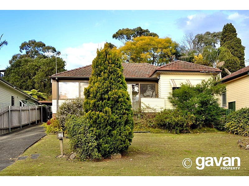 15 Ballantyne Street, Mortdale NSW 2223