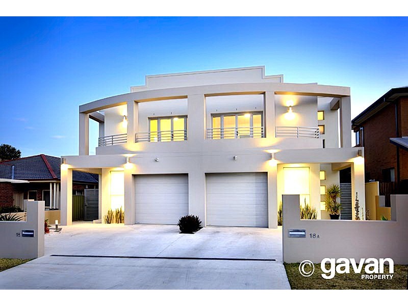 18 Peace Avenue, Peakhurst NSW 2210