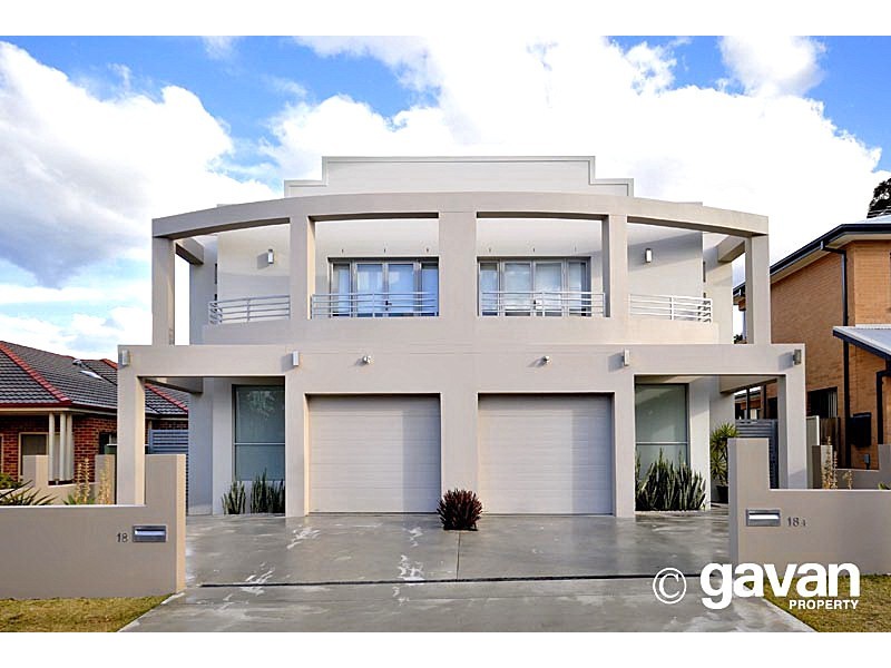 18 Peace Avenue, Peakhurst NSW 2210