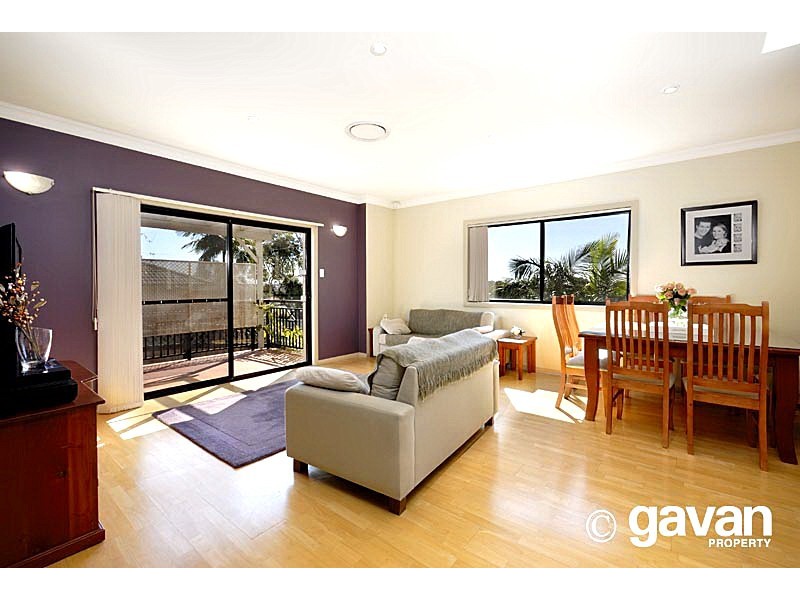 2/40 Johnstone Street, Peakhurst NSW 2210