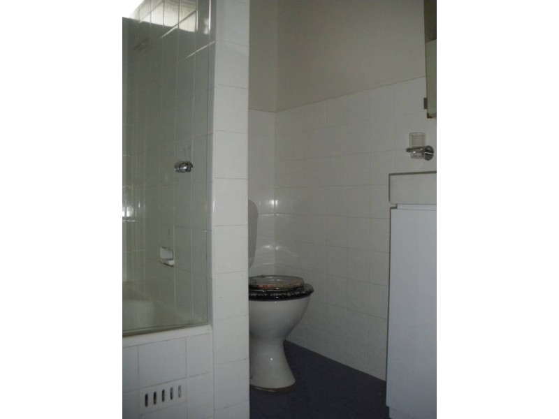 4/8 Derwent St, Hurstville NSW 2220