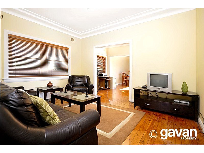 2 James Street, Blakehurst NSW 2221