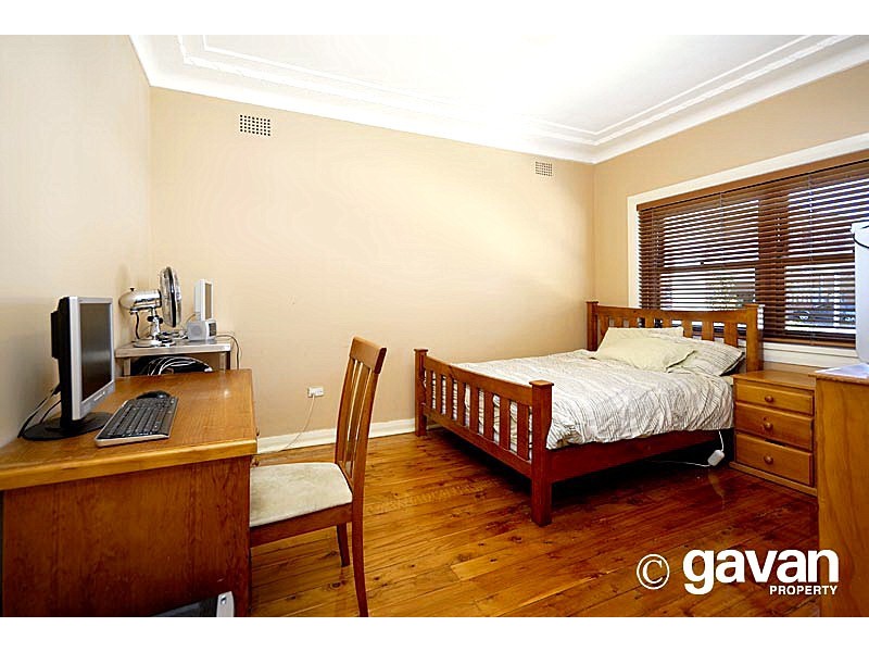 2 James Street, Blakehurst NSW 2221