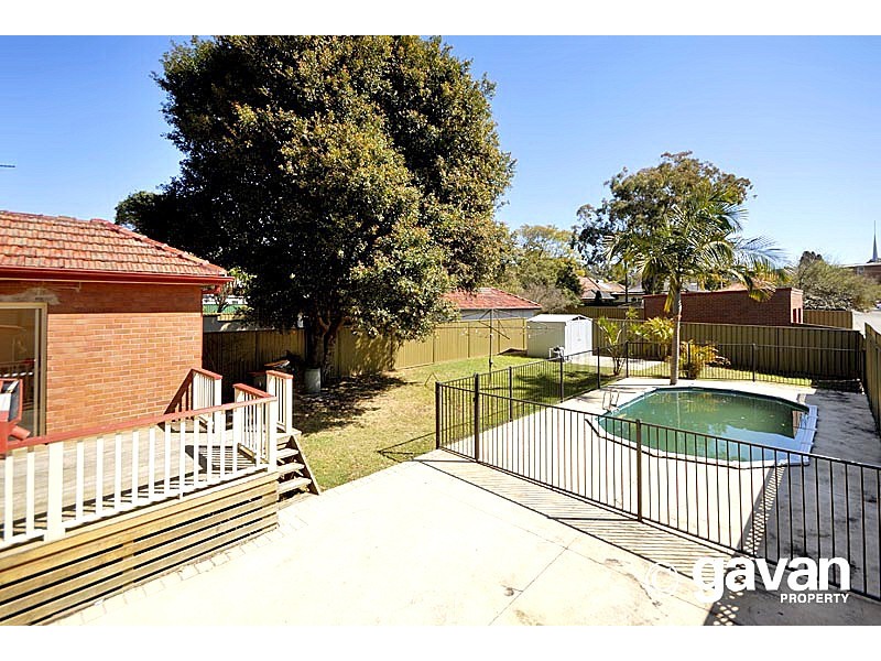 2 James Street, Blakehurst NSW 2221