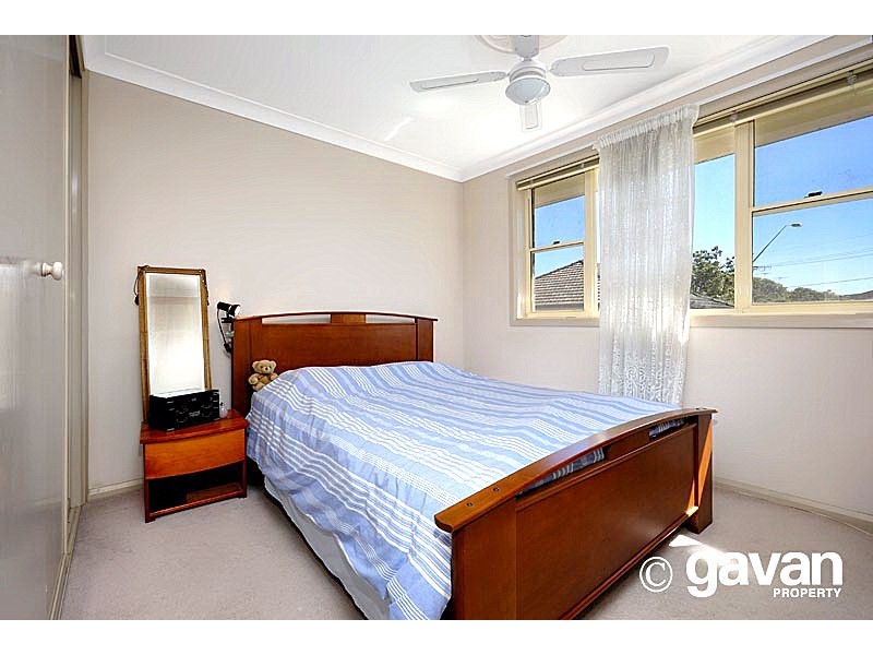 1/2 Waratah Street, Oatley NSW 2223