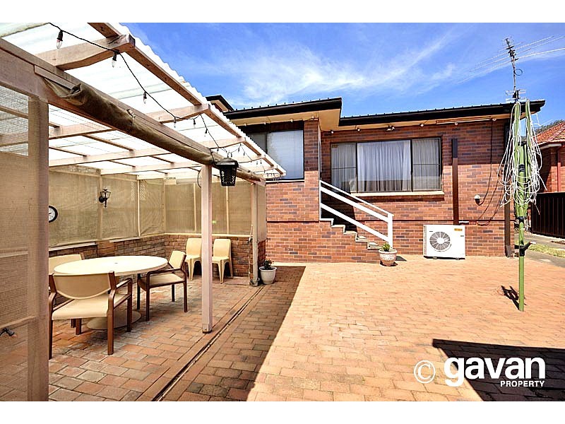 44 Bungalow, Peakhurst NSW 2210