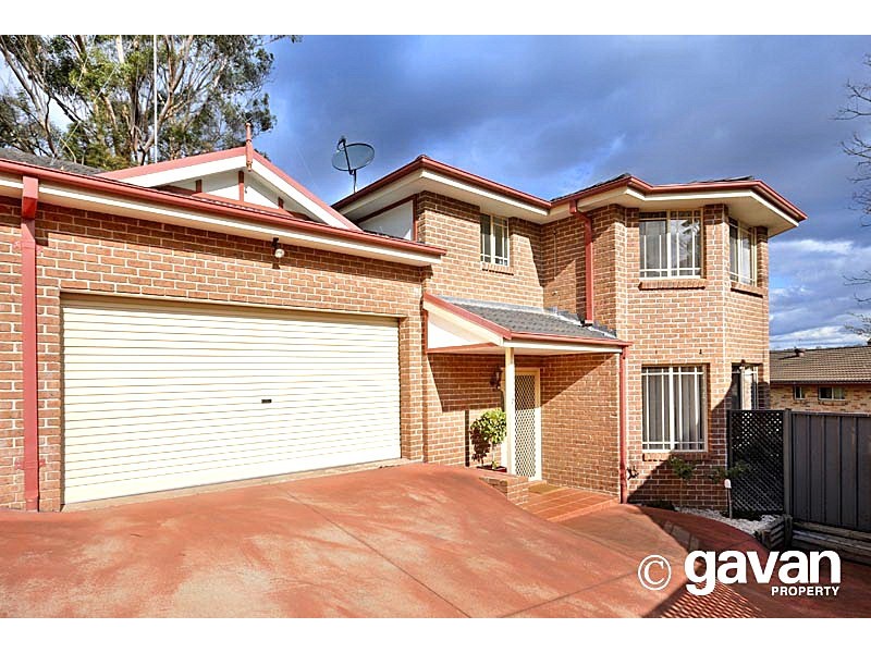 2/736a Henry Lawson Drive, Picnic Point NSW 2213