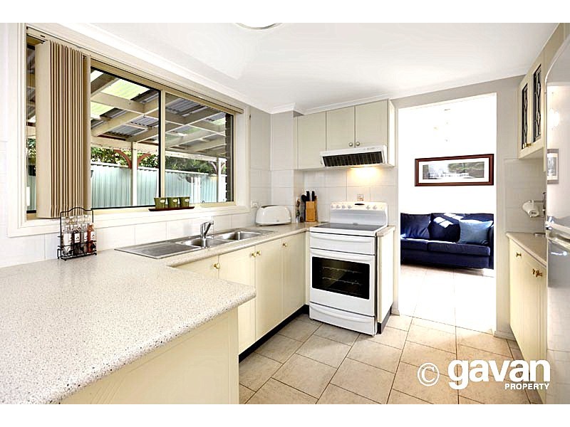 2/736a Henry Lawson Drive, Picnic Point NSW 2213