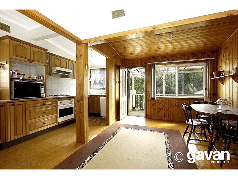 28 Tournay Street, Peakhurst NSW 2210