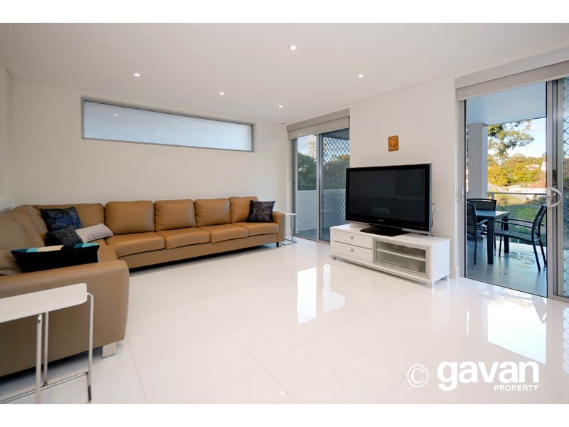 15 Baltimore Road, Mortdale NSW 2223