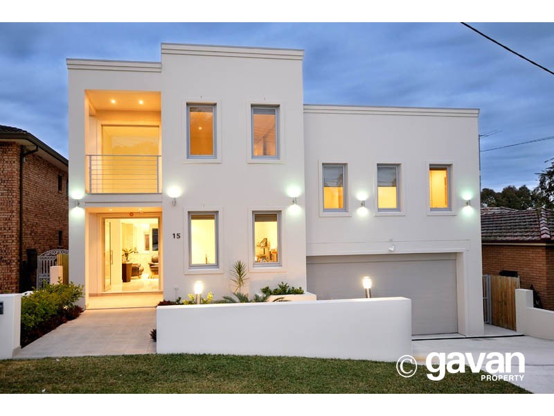 15 Baltimore Road, Mortdale NSW 2223