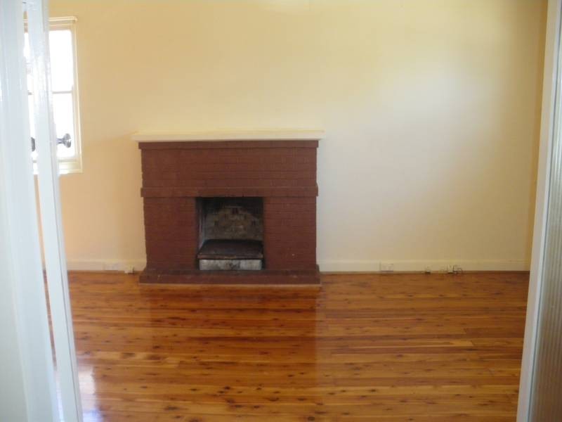 93 Railway Parade, Mortdale NSW 2223