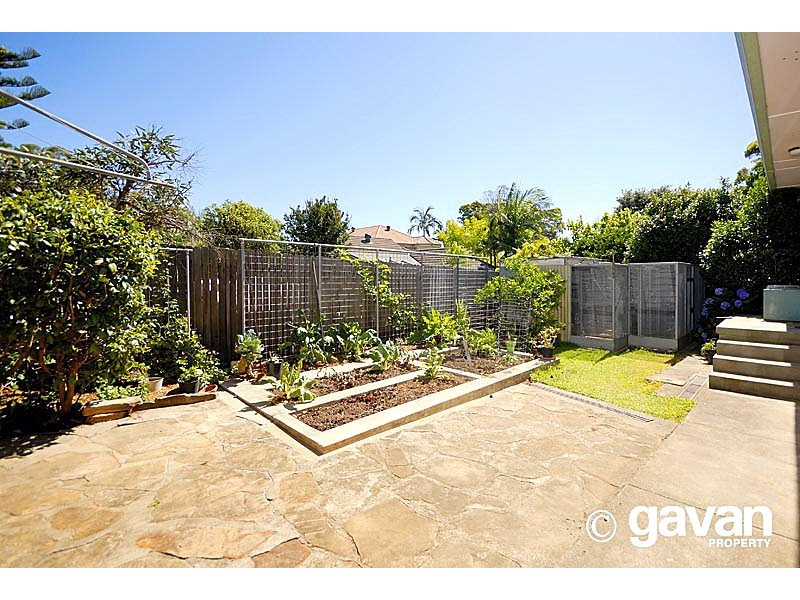 8 Kerrie Crescent, Peakhurst NSW 2210