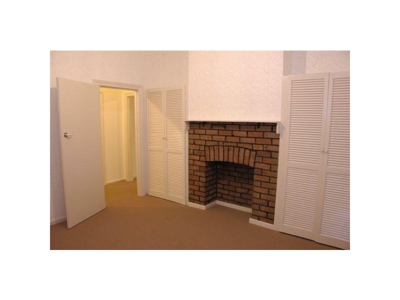 19 Rickard Road, South Hurstville NSW 2221