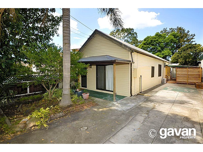 32 Grosvenor Road, South Hurstville NSW 2221