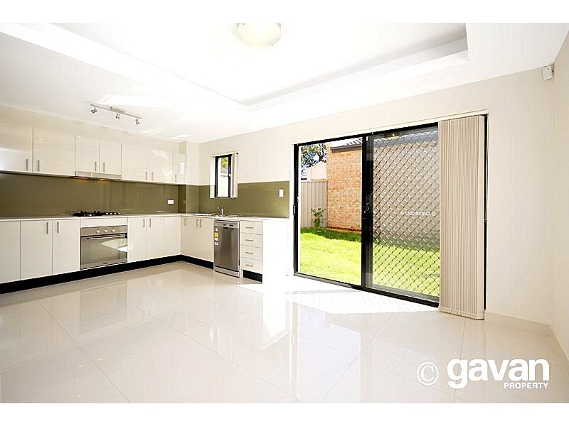 1/28 Park Street, Peakhurst NSW 2210