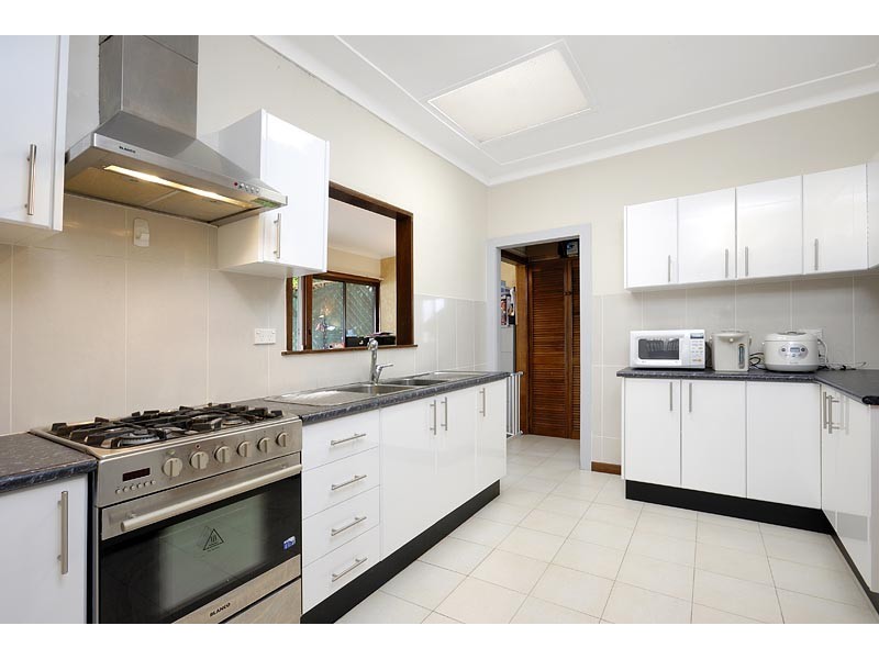 107 Moorefields Road, Kingsgrove NSW 2208