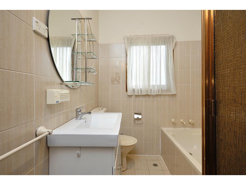 107 Moorefields Road, Kingsgrove NSW 2208