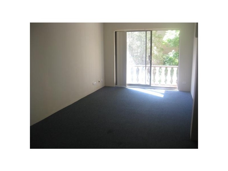 8/3 Station Street, Mortdale NSW 2223