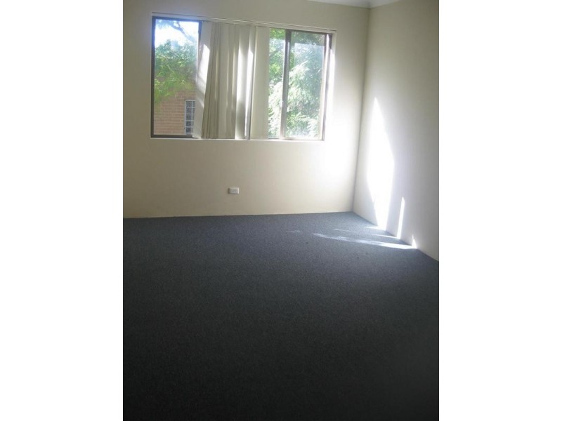 8/3 Station Street, Mortdale NSW 2223