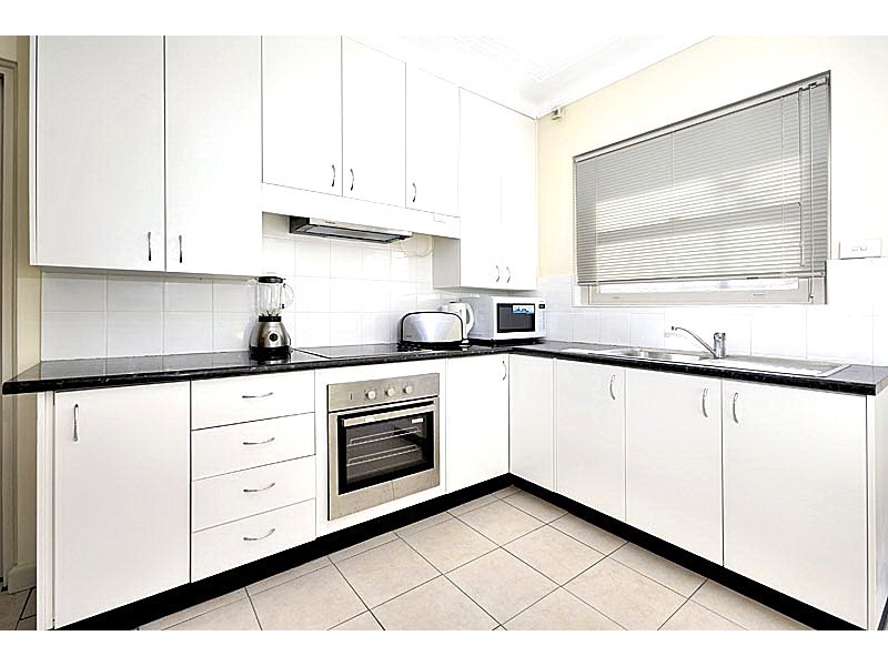 1 Centre Street, Blakehurst NSW 2221