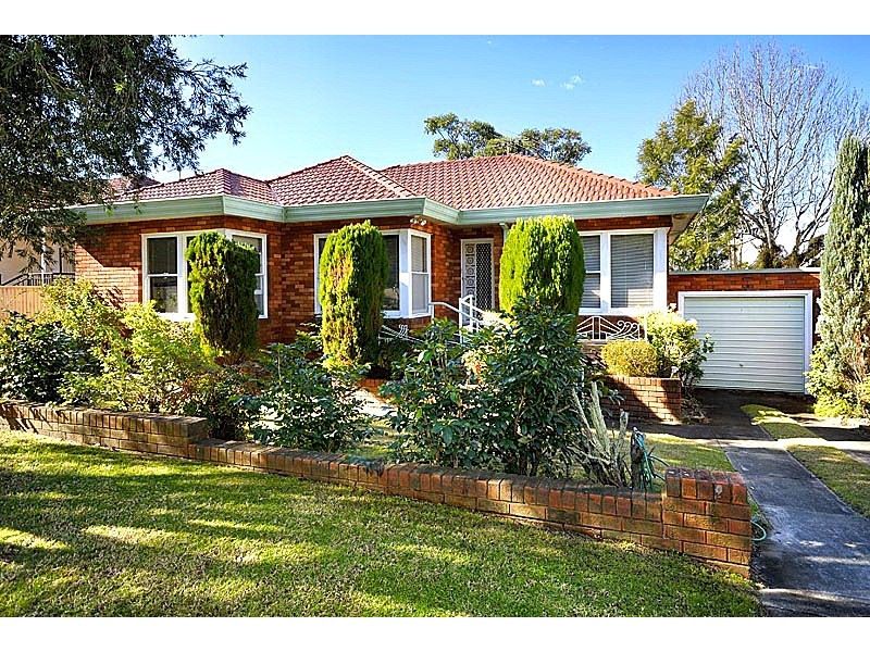 1 Centre Street, Blakehurst NSW 2221