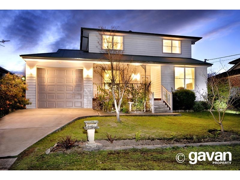11 Boatwright Ave, Lugarno NSW 2210