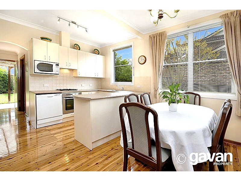 11 Boatwright Ave, Lugarno NSW 2210