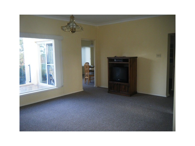 8 Prairevale Street, South Hurstville NSW 2221