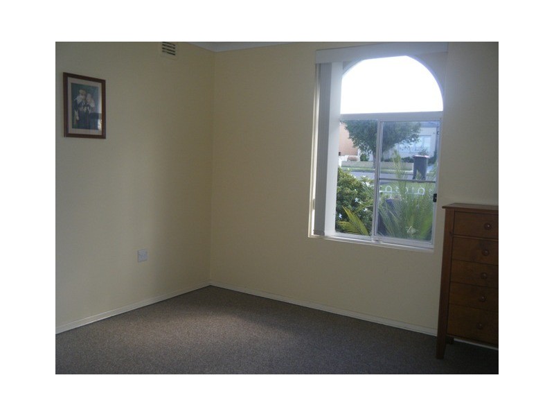 8 Prairevale Street, South Hurstville NSW 2221