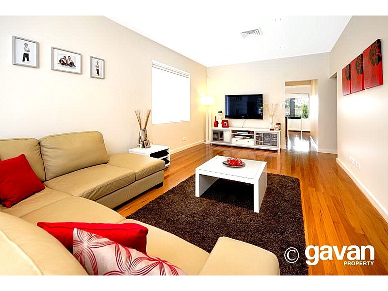 26 The Crescent, Connells Point NSW 2221