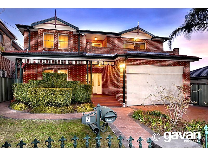7 Dudley Street, Hurstville NSW 2220