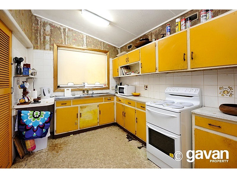 13 Bassett Street, Hurstville NSW 2220