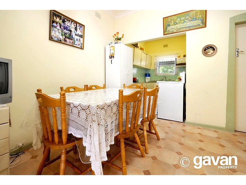 21 Waitara Pde, Hurstville Grove NSW 2220