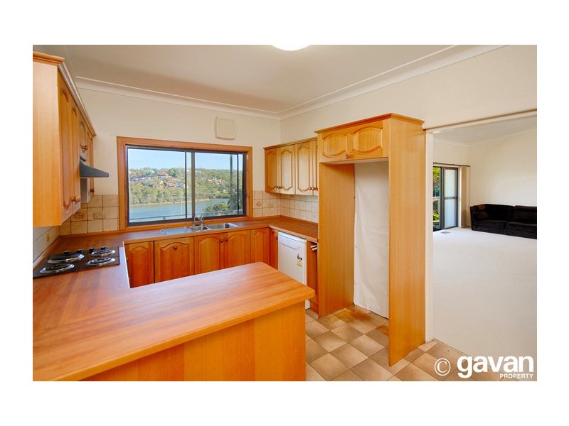 18 Kims Avenue, Lugarno NSW 2210