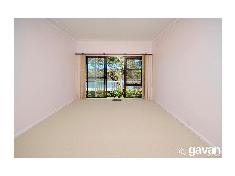 18 Kims Avenue, Lugarno NSW 2210