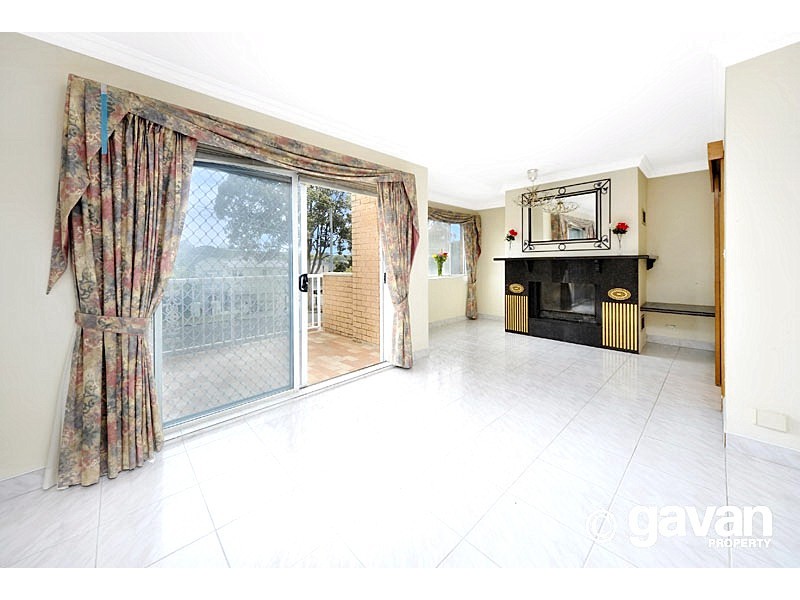 143 Laycock Rd, Hurstville Grove NSW 2220
