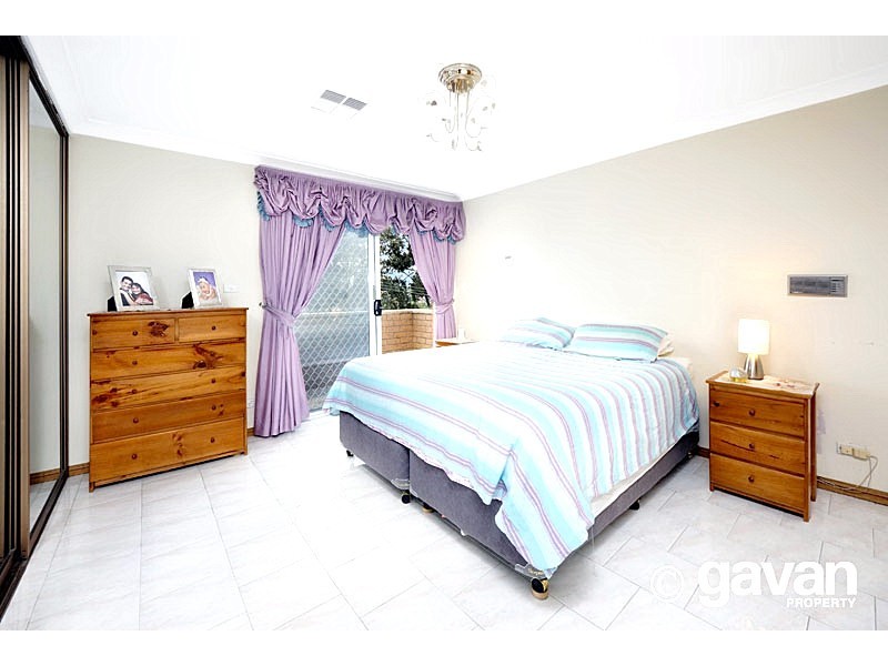 143 Laycock Rd, Hurstville Grove NSW 2220